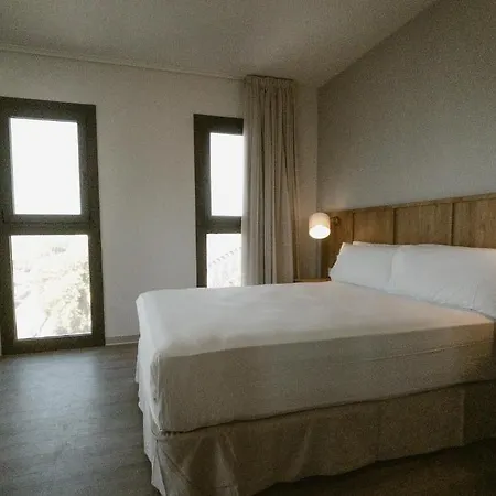 Petit Palace Vargas Севилья